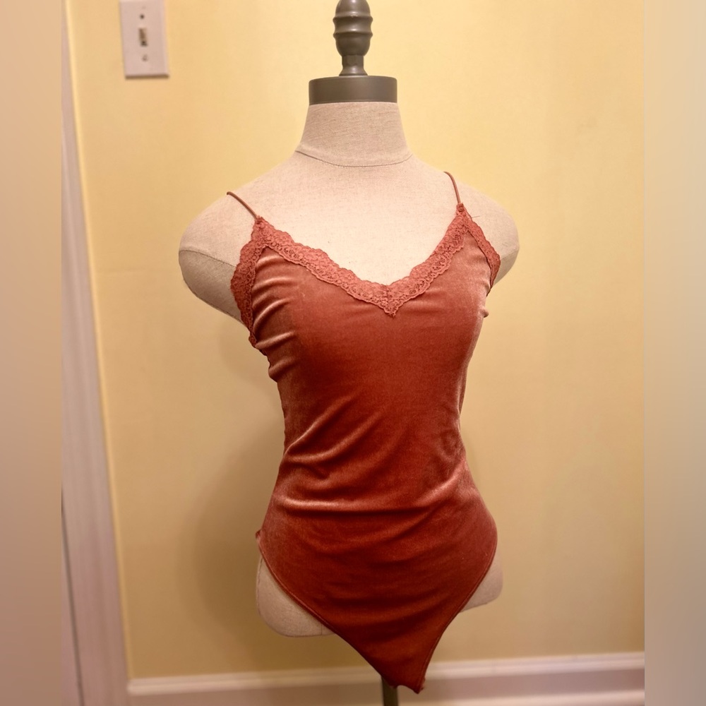 Forever 21 bodysuit size M